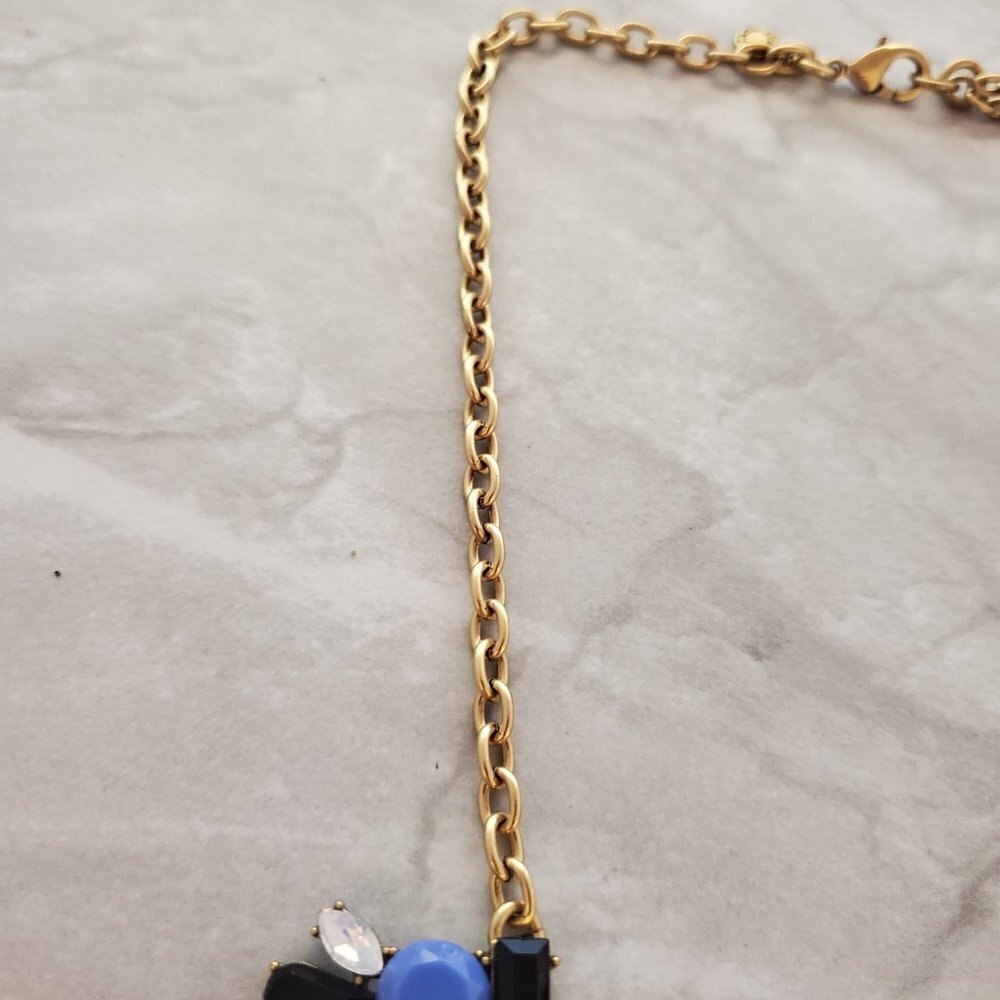 💙 J.Crew Blue Black Rhinestones Crystals Iridescent Cluster Statement Necklace - Picture 8 of 15